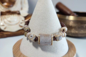 Bijoux de corallie bracelet pierre