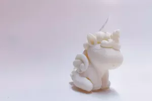 bougie fantaisie lili la licorne