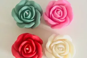 bougie fantaisie rose blanche