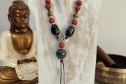 Bijoux de corallie  collier 3 formes bleu et rouge