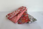 Bouillotte sèche déhoussable motif fleur rouge