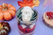 Bougie fée mère halloween violette jasmin musc vetiver