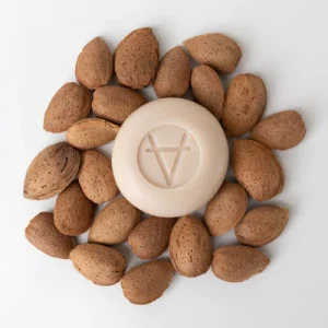 Amalthée savon au lait de chèvre à l'amande