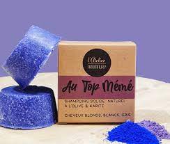 Aromaury cheveux blonds et blancs au top mémé