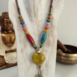 Bijoux de corallie  collier coeur jaune