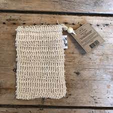 Jolis baumes pochette savon en sisal